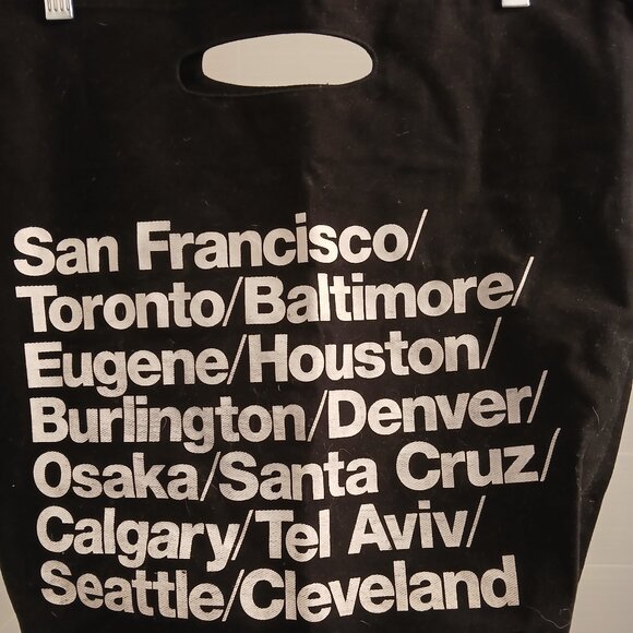 *Rare Find* Authentic American Apparel Cities Black Tote Bag - Picture 2 of 7